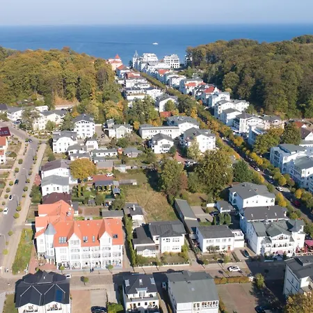 Haus Baltic 12 Mit Balkon - Zentrale Lage Im Ostseebad * Sellin (Rugen)