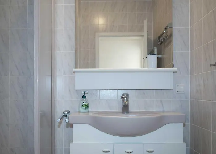 Haus Baltic 12 Mit Balkon - Zentrale Lage Im Ostseebad Sellin (Rugen)