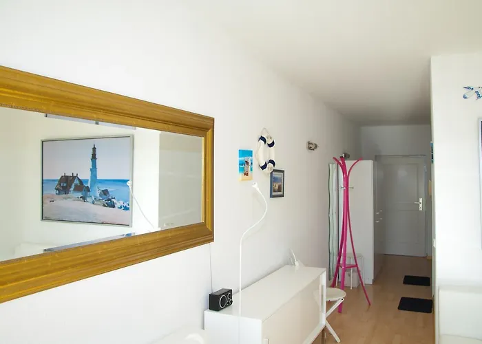Haus Baltic 12 Mit Balkon - Zentrale Lage Im Ostseebad Apartmán